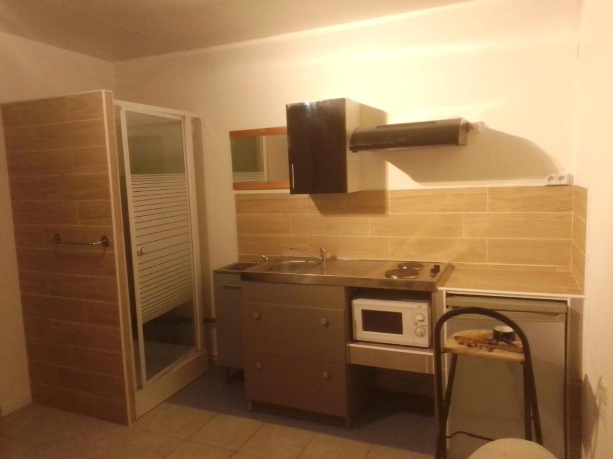 Appart Hotel Avec Jardin Кюерс Екстериор снимка